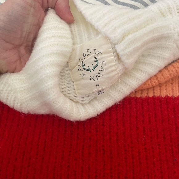 Fantastic Fawn Sweater sz M - Picture 5 of 10